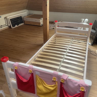 Bunk beds (or 2 beds) for children with drawer