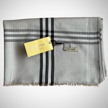 Burberry Tuch