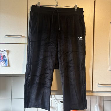 Adidas 3/4 Pants Size S/M