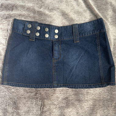 Gonna mini in denim Y2K blu scuro