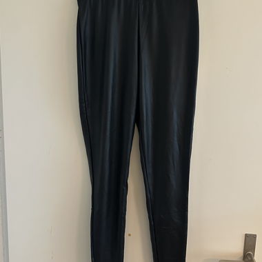 Skinny Leggings / Lederoptik