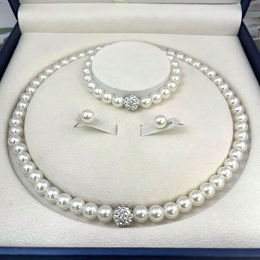 Set: Halskette & Armband & Ohrringe (fabrikneu