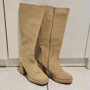 Bottes beiges à talon bloc