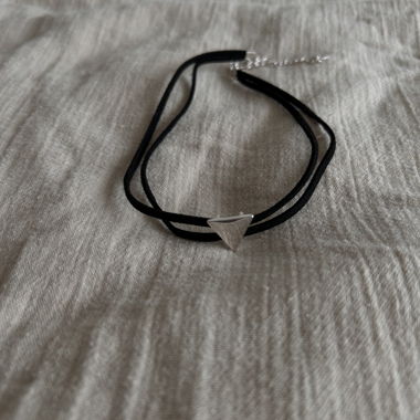 Triangle Choker Necklace