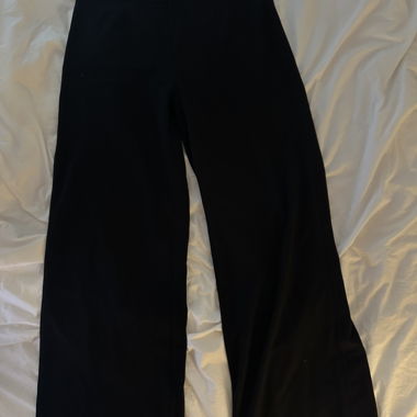 Pantaloni in tessuto neri Bershka