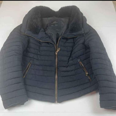 Zara Jacke