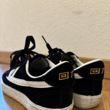 Chaussure Warrior Shangai