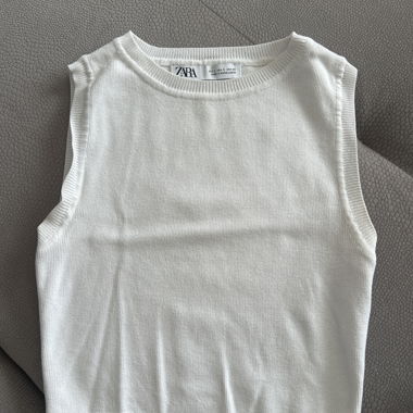 ZARA crop top corto a coste bianco