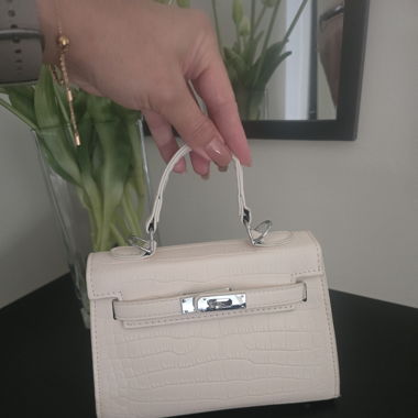 Neu mini beige Handtasche