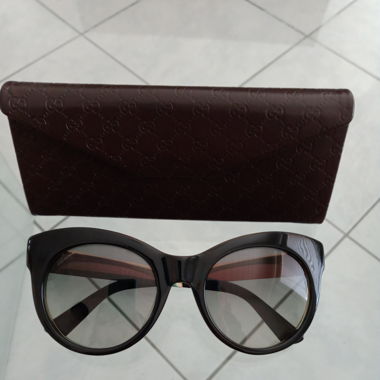 Ochiali da sole Gucci 