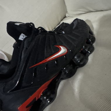 Nike Shox Black&Red GR 42