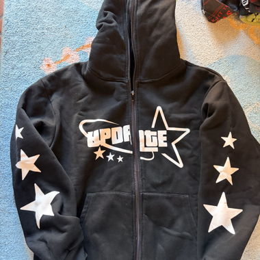 Hoodie noir avec zip
