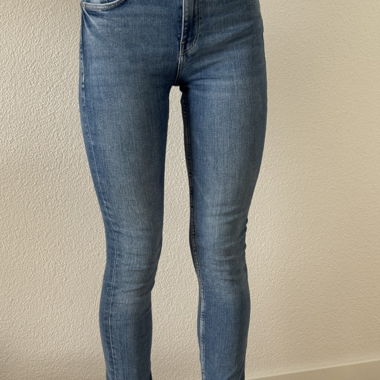 Dunkelblaue Skinny Jeans