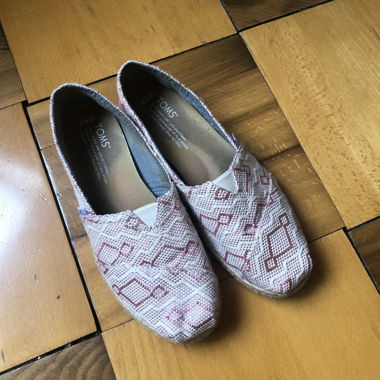TOMS Schuhe Gr. 6.5