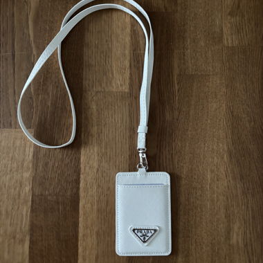Porta Carte Prada con Laccio