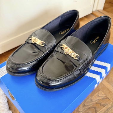 Mocassins noirs vernis