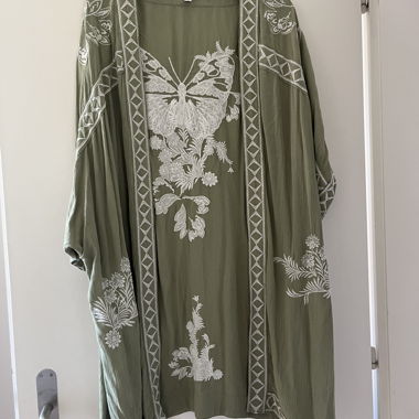 Kimono NEXT con farfalla