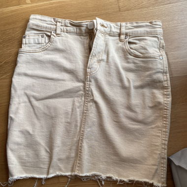 Beige Jeansrock AMISU