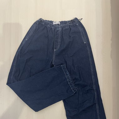 Jeans effet parachute 