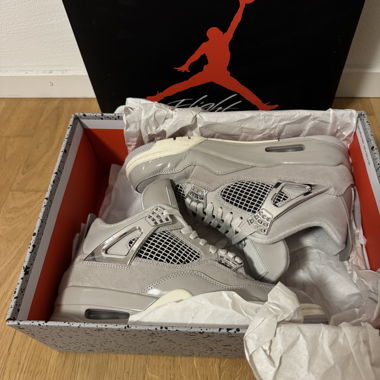Nike Jordan Retro 4 Shimmer 