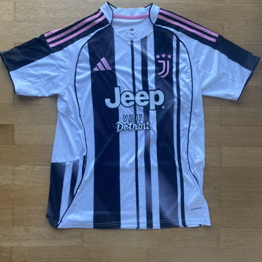Juventus Adidas Jersey 2025/2026 brand new n