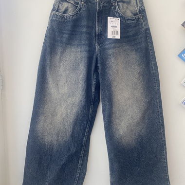 Baggy jeans