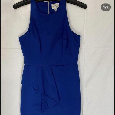 Blaues Kleid