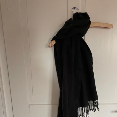 Schal schwarz