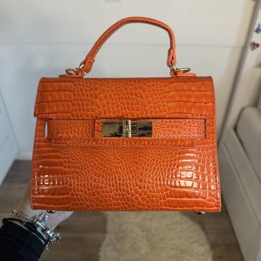 Croco purse