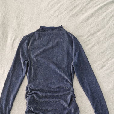 Robe bleue à paillettes 