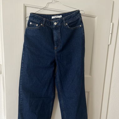 Jeans NA-KD baggy