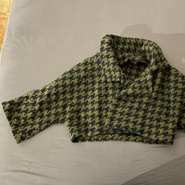 Grüne Wolljacke