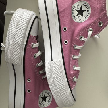 Converse all star in lovely pink