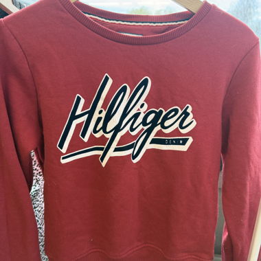 Red Hilfiger Denim sweatshirt