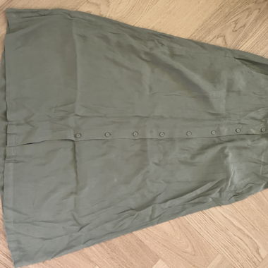 Olive Rock mit Knopfleiste Gr. 34