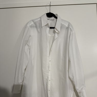 Elegantes weisses Hemd