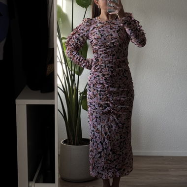 ZARA Blumenkleid