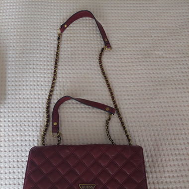 Sac à main Guess matelassé 
