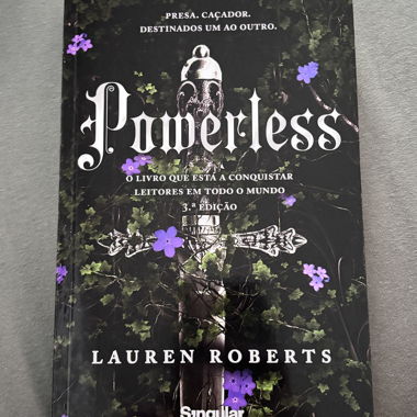 Libro "Powerless"