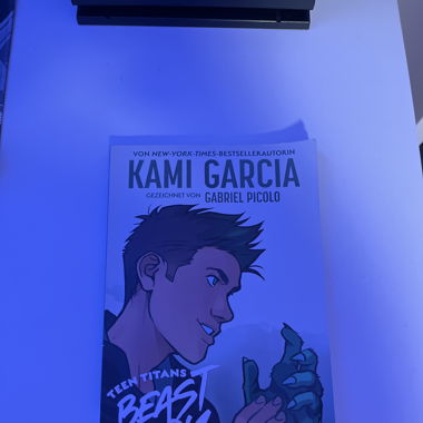Kami Garcia Buch