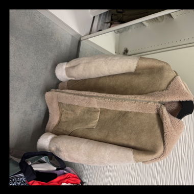 Wendbare Teddyjacke Studio AR