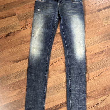 Jeans bleus délavés