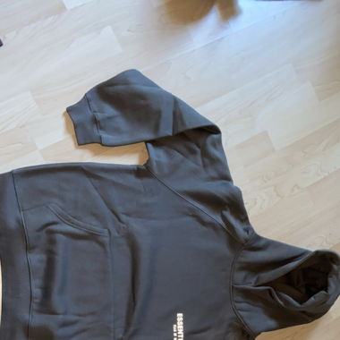 Essentials pulli