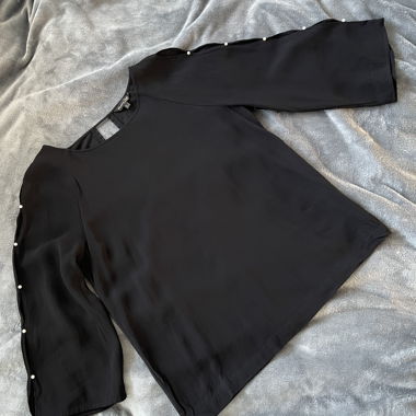 MASSIMO DUTTI Blusa con perle decorative