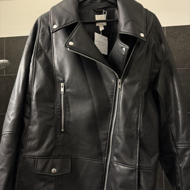 Black biker fake leather jacket