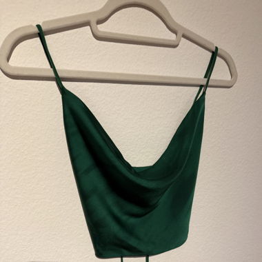 Top satiné vert