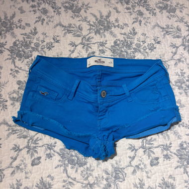 Short en jean bleu Hollister à taille ultra basse