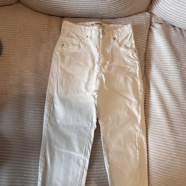 White high rise skinny trousers