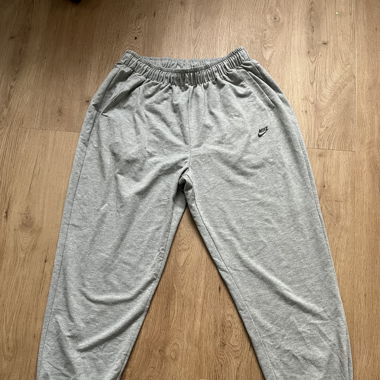Jogging gris nike 
