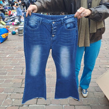 Jeans a zampa a righe XL